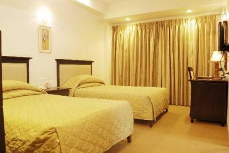 Hotel Mandakini Ambience Pune Chambre photo